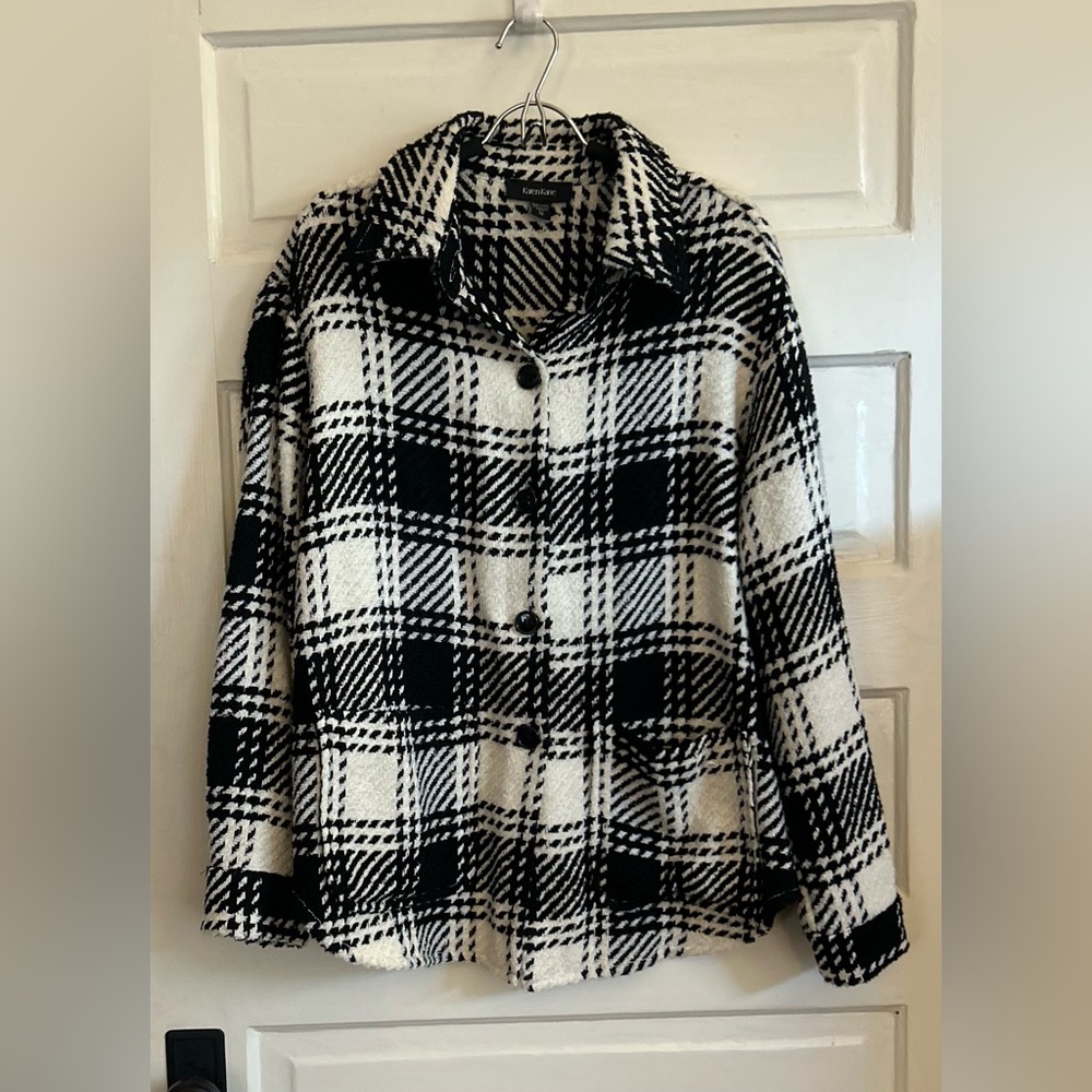 Karen Kane Black and White Checkered Shirt Jacket, size M